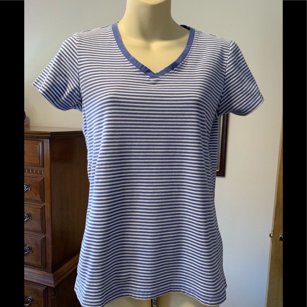 $⬇️ Short sleeve striped T-Shirt